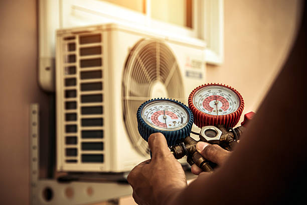 Professional Hvac technician working in Hiko, NV